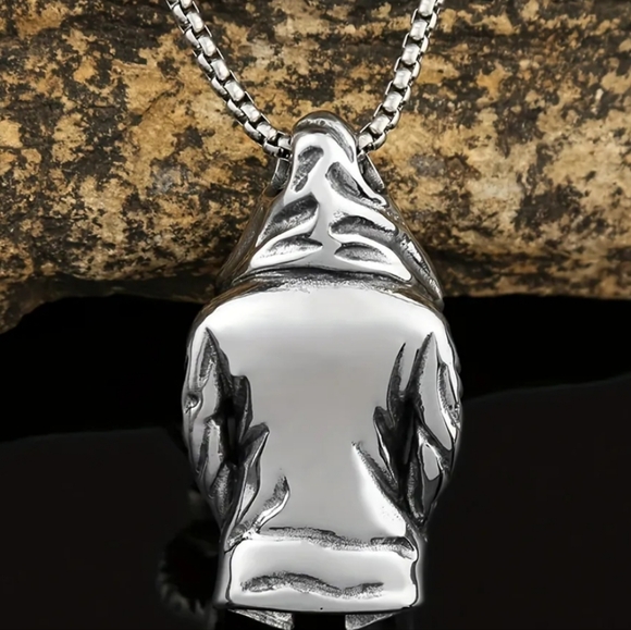 New! MEN'S Stainless & Titanium Steel Dark Wind Assassin Necklace. - Picture 3 of 5